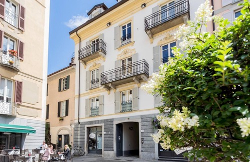 Como City Centre Apartment | Co-c933-pvol10a1 - Shades Of Como With Private Terrace