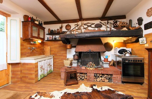 Mercatale Val di Pesa Apartment | Cosy apartment for 6 people with WIFI and terrace, close to Greve In Chianti