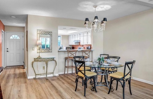 Sawgrass Condo | Coastal Comforts, your ideal coastal getaway!