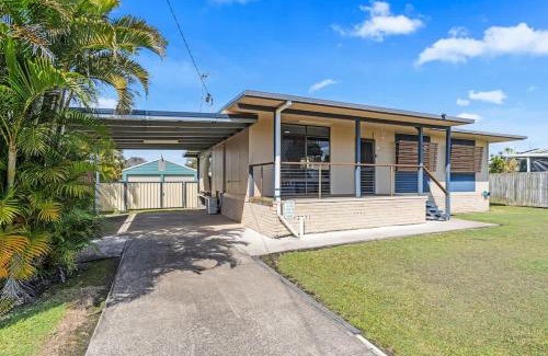 Urangan House | Coastal Cottage