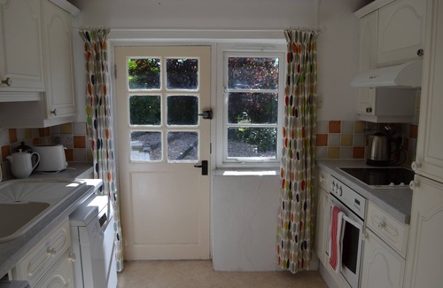 Stackpole Cottage | Coastal/country cottage in Pembrokeshire National Park. Award winning beaches.