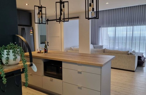 McCrae House | Coastal Haven