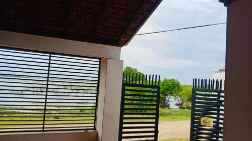 Pottuvil House | Coastal Heaven