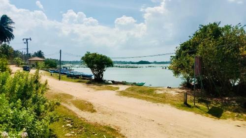 Pottuvil House | Coastal Heaven