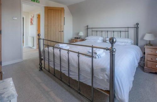 East Runton House | Coastal House Near Surfing Beach - East Runton Crabpot Cottages