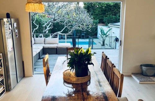 Freshwater House | Coastal Luxury Retreat | Freshwater Beach + Private Beach House | Sleeps 11