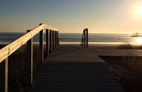 Monserrate Apartment | Coastal View Flat - amazing river and ocean view