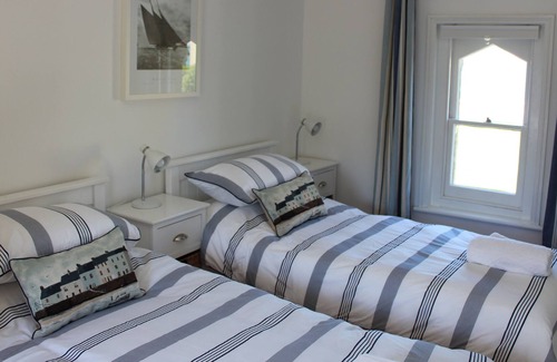 East Cowes House | Coastguard Cottage - A Period Cottage