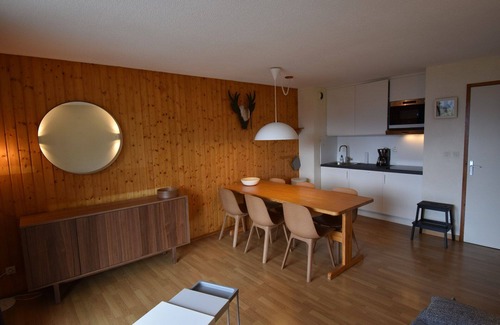 Vaujany Apartment | Cochette I Apt 5 - Three Bedroom Apartment, Sleeps 6
