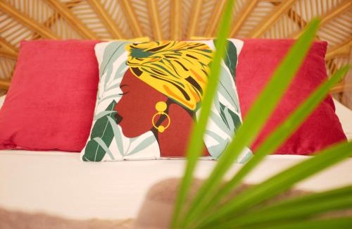 Le Diamant Hotel | Coco Soley