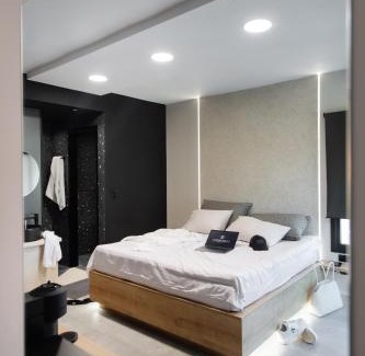 Vassiliki Apartment | COCO SUITES