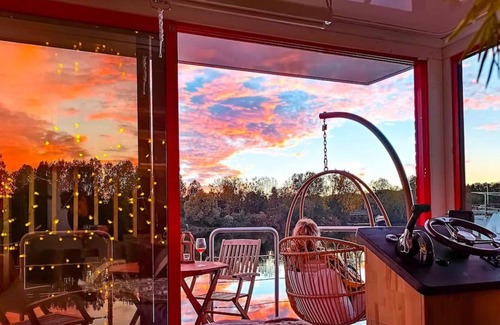 Guernes House | Cocon d'amour sur l'eau avec SAUNA