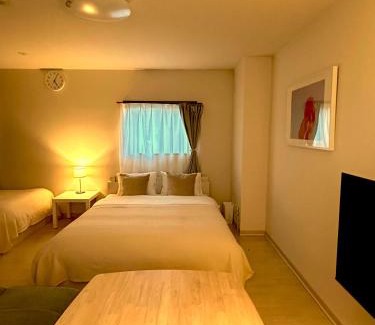 Fukuyama Apartment | COCOSTAY 福山駅前レスタウロアバンティ JR福山駅から徒歩7分の移動に超便利な好立地 Great location 7min walk from JR sta