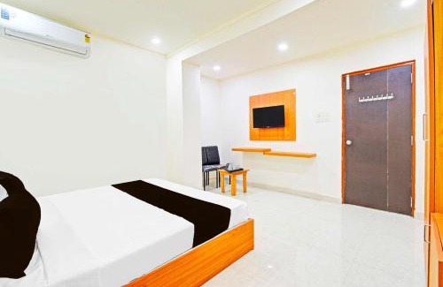 Hyderabad Hotel | Collection O Santosh Nagar Hyderabad