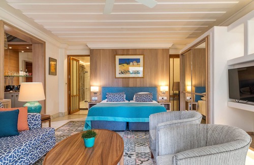 Pissouri Resort | Columbia Beach Resort
