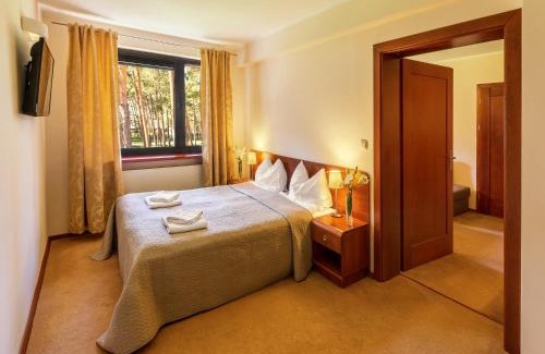 Rowy Resort | Columbus Rowy