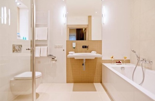 Wiewiorczyn Hotel | Columna Medica