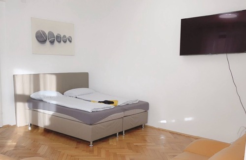 Rudolfsheim-Funfhaus Apartment | Comfort Apartment 5P MZ