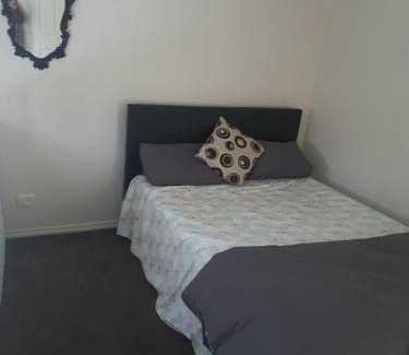 Wyndham Vale Apartment | Comfort Home