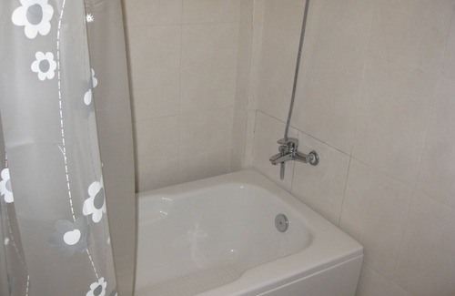 Tuol Kouk Hotel | Comfort House