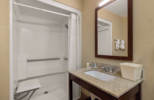 Bordentown Hotel | Comfort Inn Bordentown near NJ Turnpike