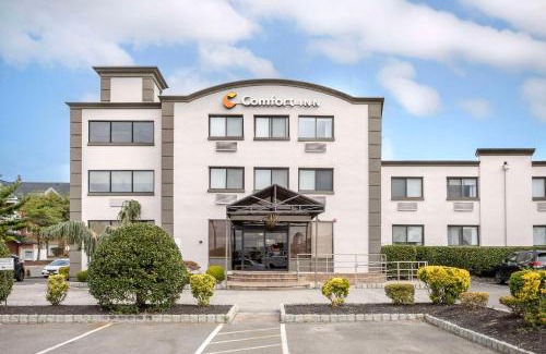Edgewater Hotel | Comfort Inn Edgewater on Hudson River