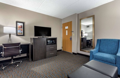 Griswold Hotel | Comfort Inn Griswold