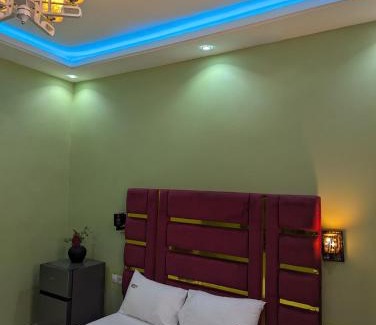 Yaounde Hotel | Comfort Inn Hotel & Suits