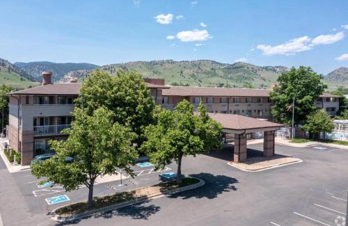 Dakota Ridge - Northbriar Hotel | Comfort Inn & Suites Boulder