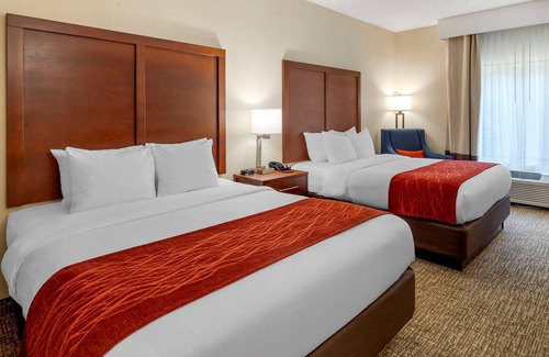 Canton Hotel | Comfort Inn & Suites