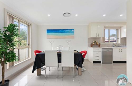 Fairfield East House | Comfortable 4-Bed House in Fairfield with Parking