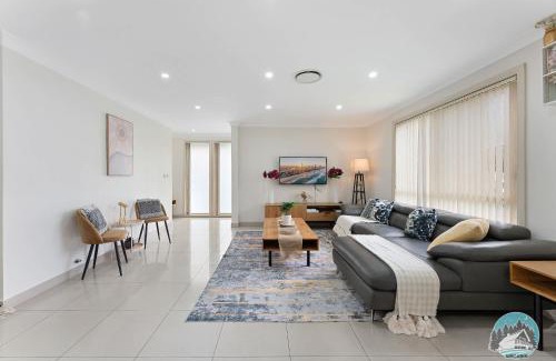 Fairfield East House | Comfortable 4-Bed House in Fairfield with Parking