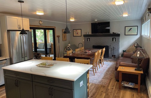 Schroon Lake House | Comfortable all season lake house!