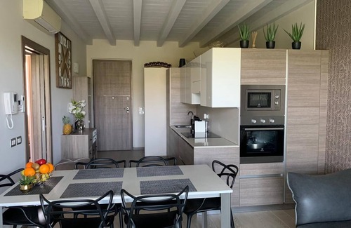 Colombare Apartment | Comfortable and modern apartment one step away from the lake