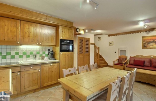 Les Houches Apartment | Comfortable apartment for 6 people. Mont-Blanc view, pool, spa & hiking