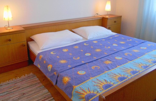 Zman Apartment | Comfortable apartment with a view, 100m2, 150m from sea