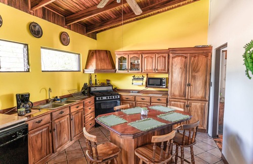 Ciudad Colon House | Comfortable Casa De Ensueño + Internet Fibra + Close To Colon Town