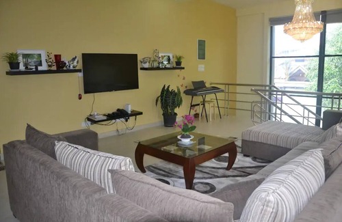 Kaduruduwa House | Comfortable & Clean