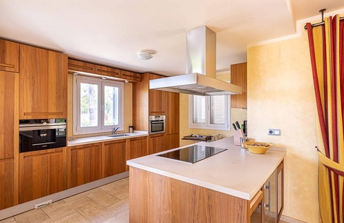 Altea la Vella House | Comfortable holiday home with private pool in Altea, on the Costa Blanca, Spain for 8 persons