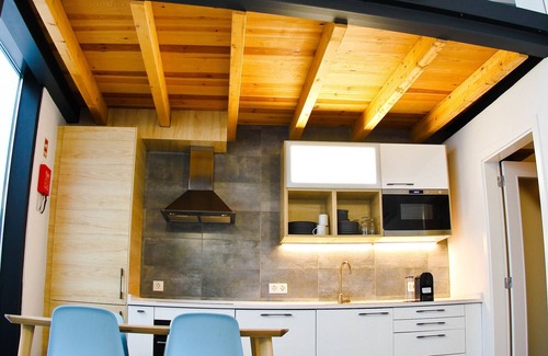 Evora House | Comfortable home for family visits.