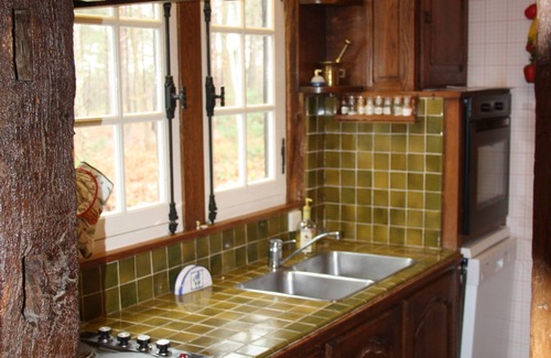 Conde-sur-Risle Cottage | Comfortable Normandy Cottage with 120 acre forest