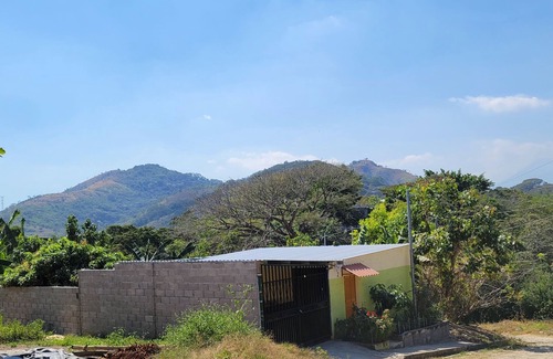 El Palmar House | Comfortable, quite, convenient Villa Makela, your perfect place