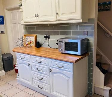 Marsden Apartment | Comfortable two bedroom cottage