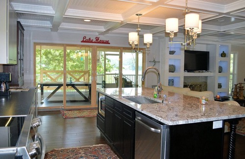 Normandy Shores House | Comfortably Designed Lake Keowee Waterfront, Minutes to Clemson- In Seneca