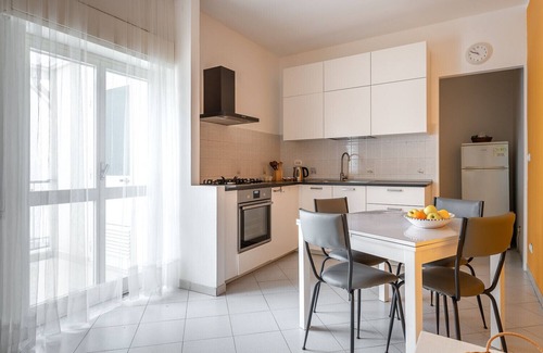 Santa Lucia Apartment | Comfy Central Apartment by Wonderful Italy
