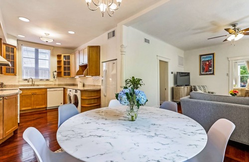 Treme House | Comfy Esplanade Ave Victorian