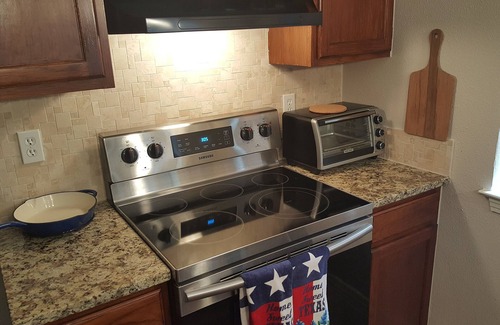 Cherry Creek Commercial Condo | Comfy, Fully Remodeled Condo, Convenient Location