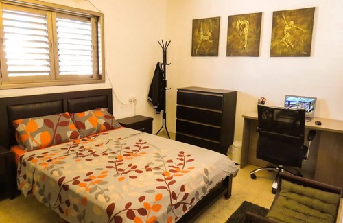 Herzliya Apartment | Comfy Living in Central Herzliya