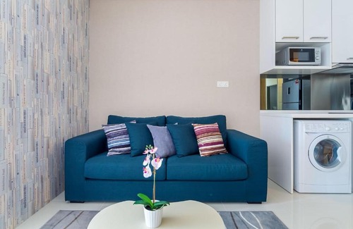 Kuala Lumpur City Centre Apartment | Comfy Studio Mercu Summer Suites