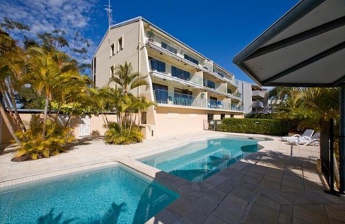 Noosa Heads Apartment | Commodore Apartments